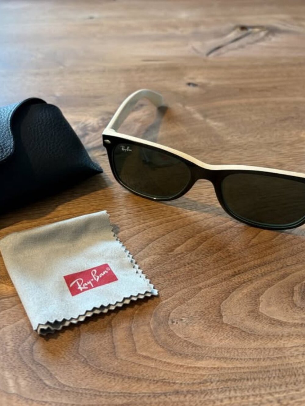 Ray-Ban Wayfarer Sunglasses